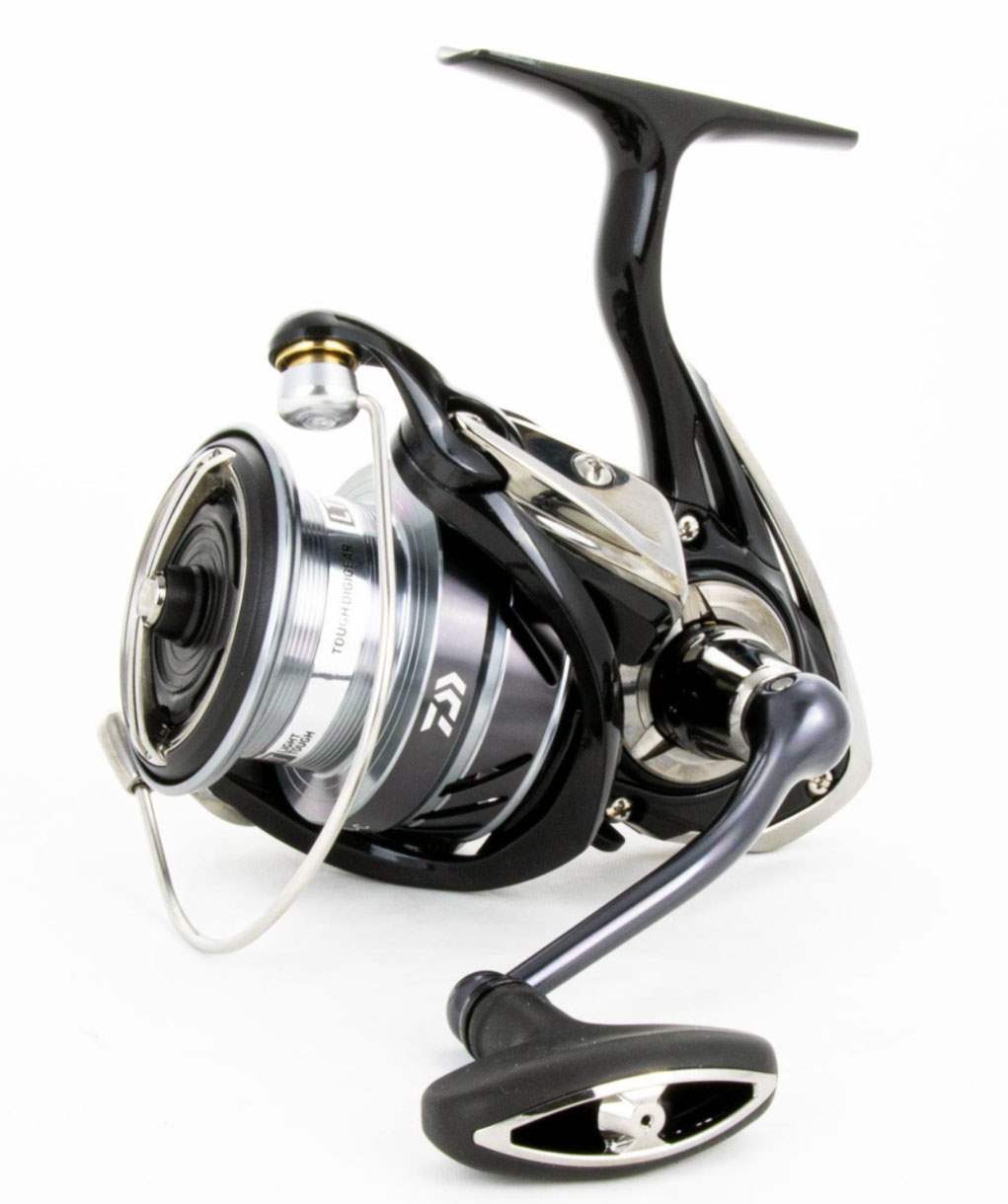 Daiwa 18 Ninja LT Black Silver Haspelrulle